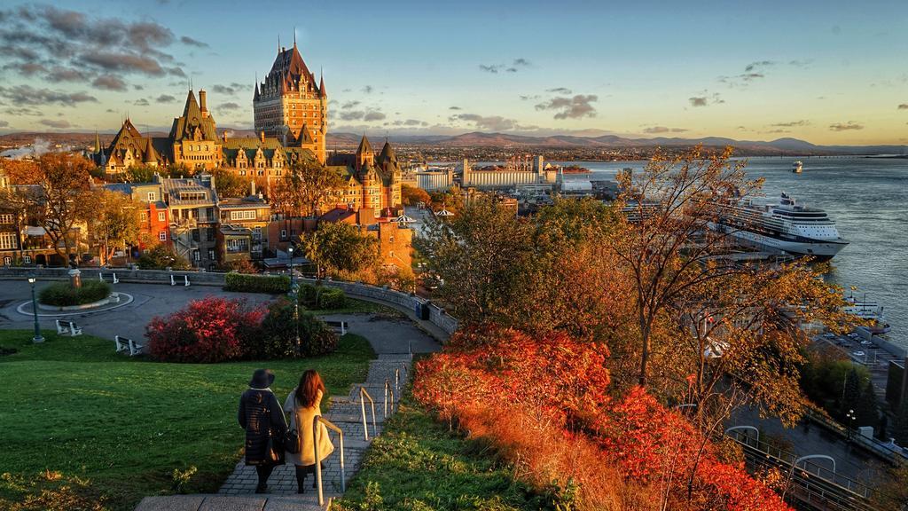 Le Chateau De Pierre Quebec City Exterior photo